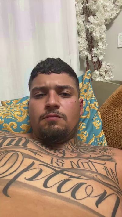 Mrmalvadin live cam on Cam4