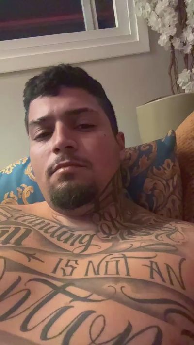 Mrmalvadin live cam on Cam4