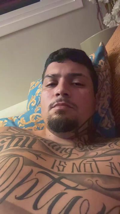 Mrmalvadin live cam on Cam4