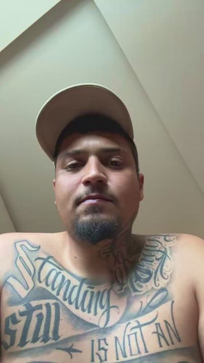 Mrmalvadin live cam on Cam4