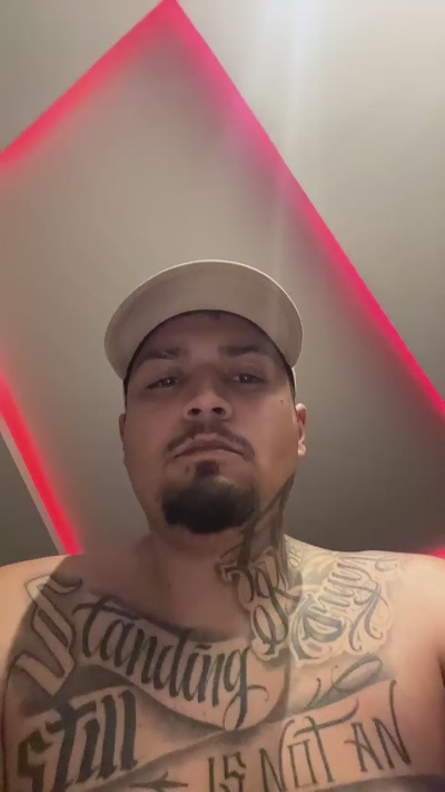 Mrmalvadin live cam on Cam4
