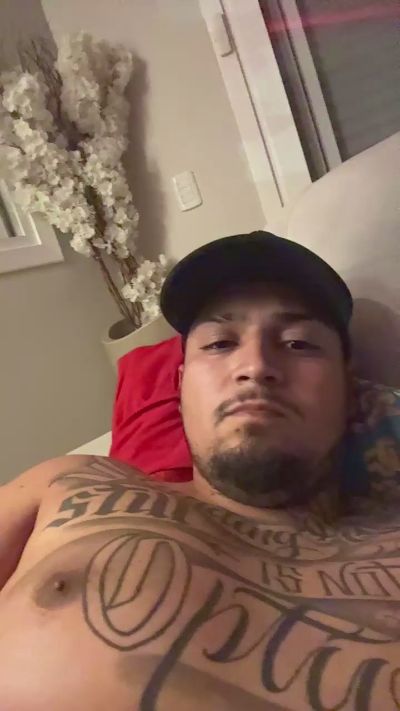 Mrmalvadin live cam on Cam4