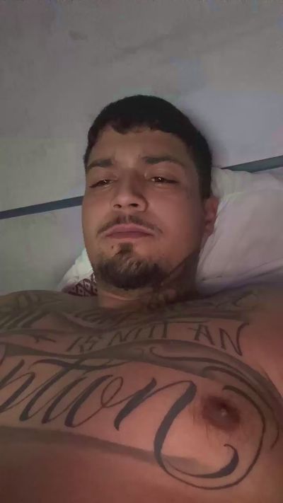 Mrmalvadin live cam on Cam4