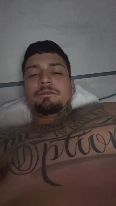 Mrmalvadin live cam on Cam4