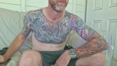Mrrightnow881 live cam on Cam4