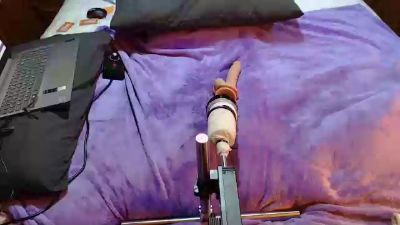 Mrrightnow881 live cam on Cam4