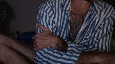 Mrrightnow881 live cam on Cam4