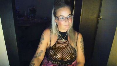 MrsAurora live cam on Cam4