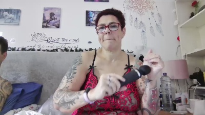 MrsWhipLash live cam on Cam4