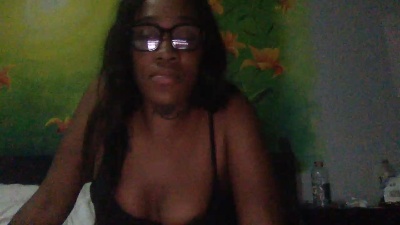 Mrsfijii live cam on Cam4