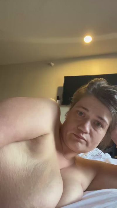 Msmith4737 live cam on Cam4