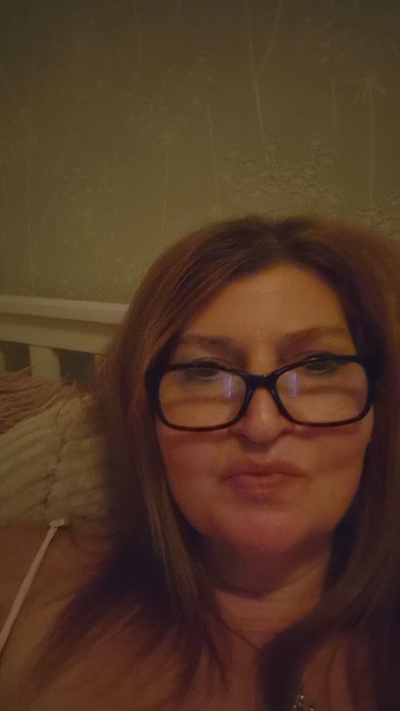 Mswhiskers live cam on Cam4