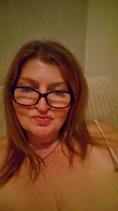 Mswhiskers live cam on Cam4