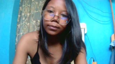 Mulanne001 live cam on Cam4