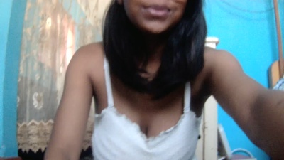 Mulanne001 live cam on Cam4