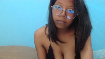 Mulanne001 live cam on Cam4