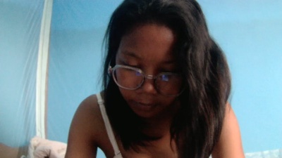 Mulanne001 live cam on Cam4