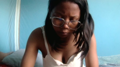 Mulanne001 live cam on Cam4