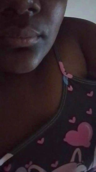 Mulata01 live cam on Cam4