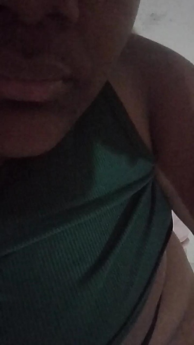 Mulata01 live cam on Cam4