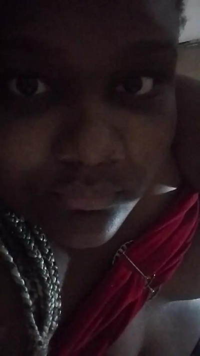 Mulata01 live cam on Cam4