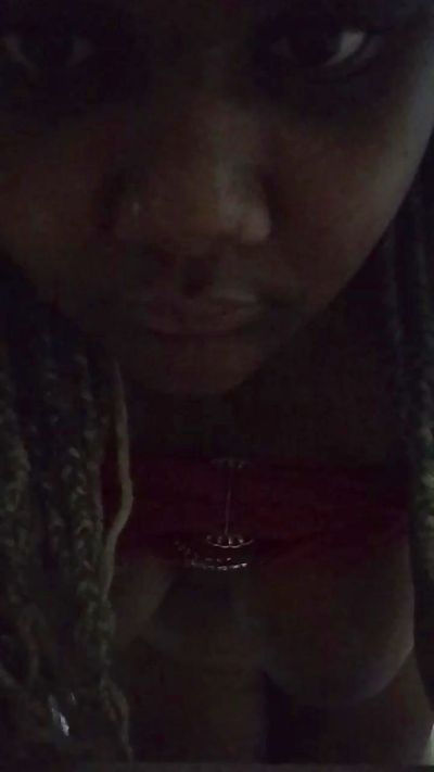 Mulata01 live cam on Cam4