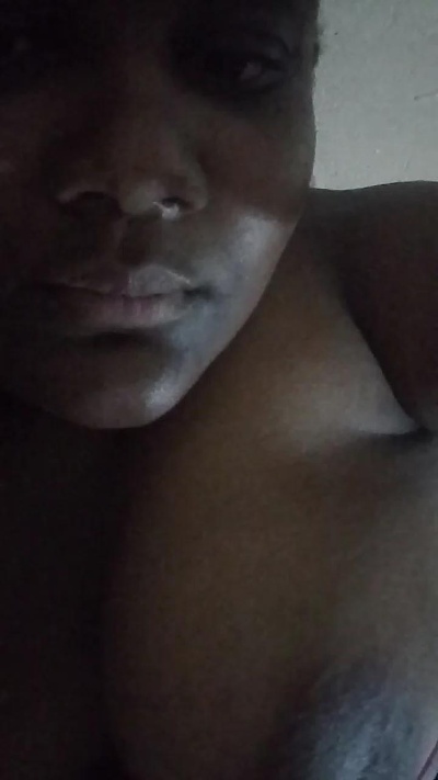 Mulata01 live cam on Cam4
