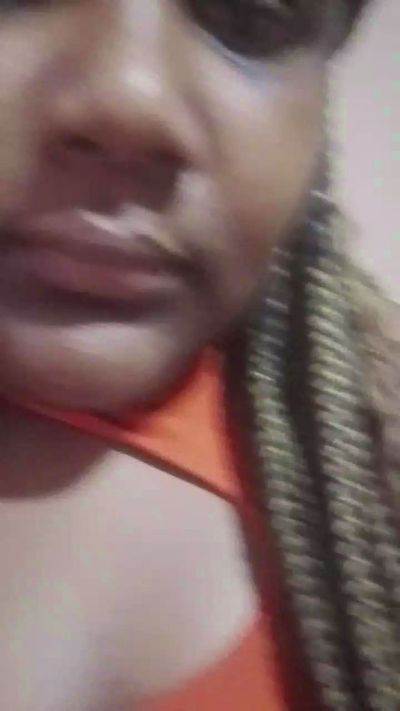 Mulata01 live cam on Cam4