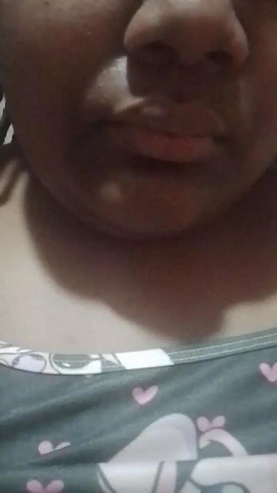 Mulata01 live cam on Cam4