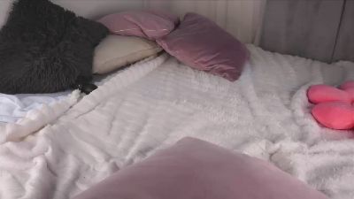 MuoiHinzman live cam on Cam4