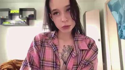 MurKristian live cam on Cam4