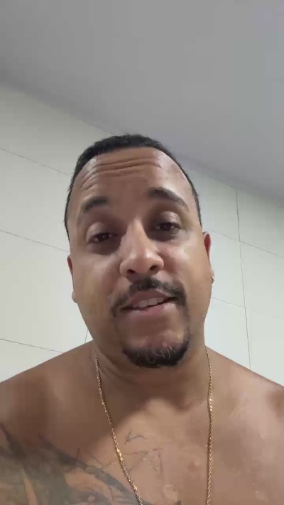 Murilo28 live cam on Cam4