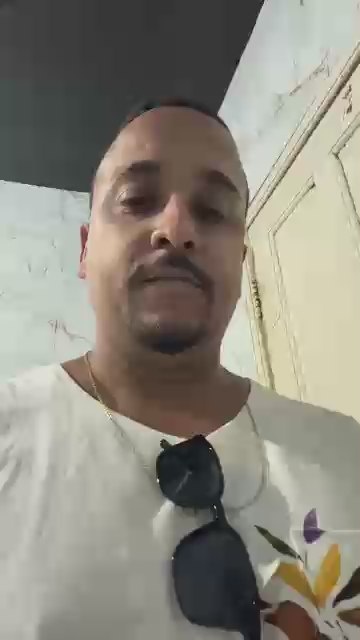 Murilo28 live cam on Cam4