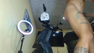 Musclesexyboy1 live cam on Cam4