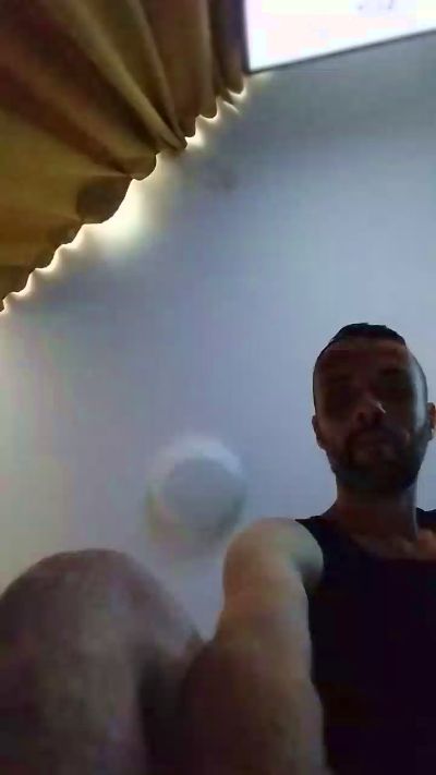 Musclle_ live cam on Cam4