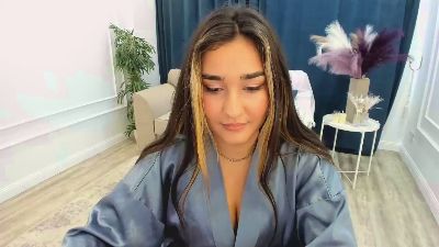 MuseOfHeart live cam on Cam4