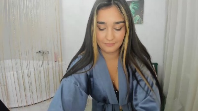 MuseOfHeart live cam on Cam4