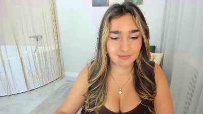 MuseOfHeart live cam on Cam4
