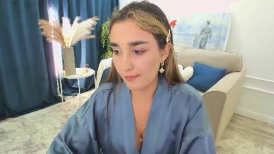 MuseOfHeart live cam on Cam4