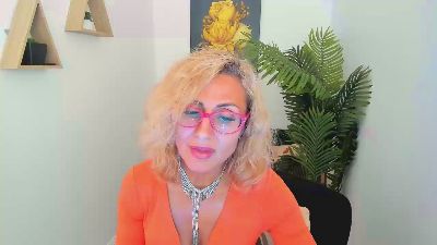 MuseOfStage live cam on Cam4
