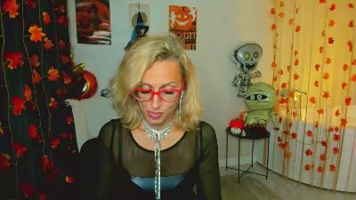 MuseOfStage live cam on Cam4