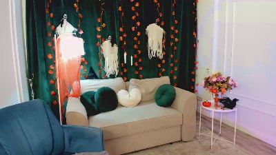 MuseOfStage live cam on Cam4
