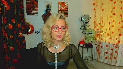 MuseOfStage live cam on Cam4