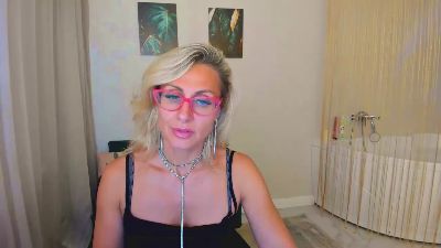 MuseOfStage live cam on Cam4