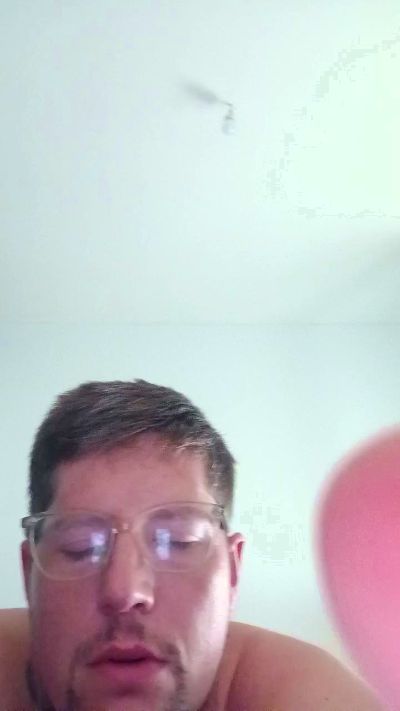 Mushu61 live cam on Cam4