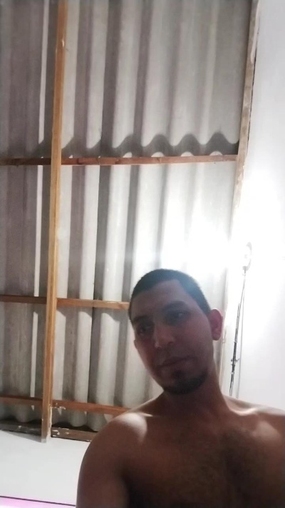 Muyganoso24 live cam on Cam4