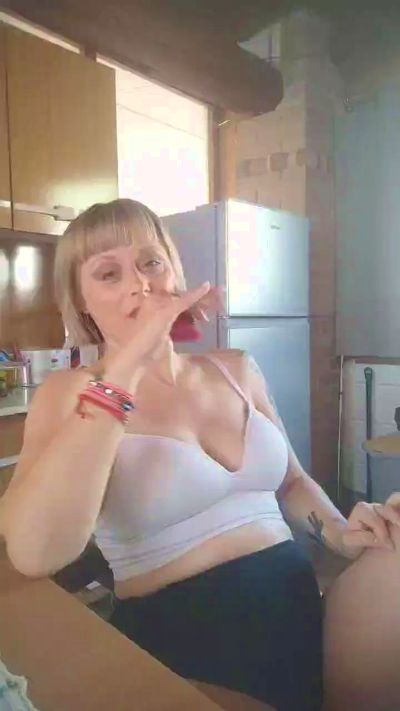 MySweetcam69 live cam on Cam4