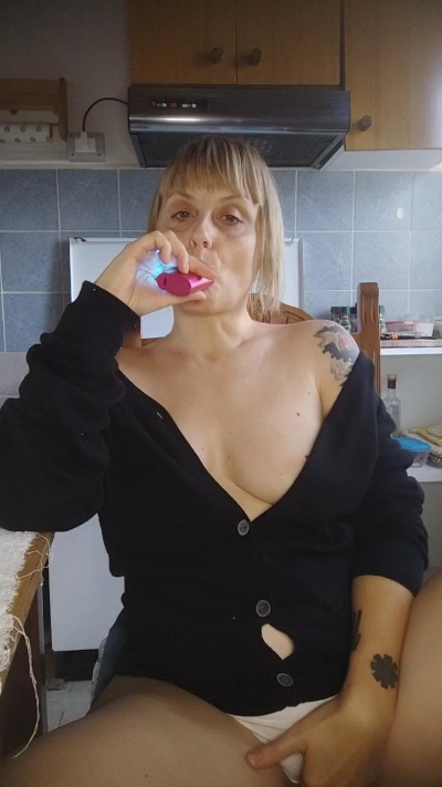 MySweetcam69 live cam on Cam4