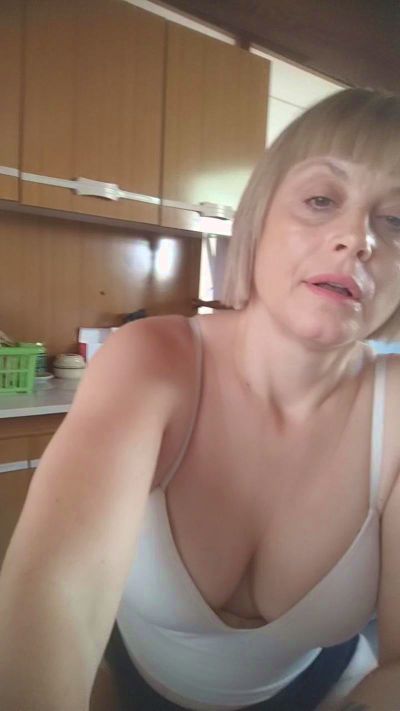 MySweetcam69 live cam on Cam4
