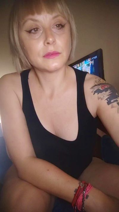 MySweetcam69 live cam on Cam4